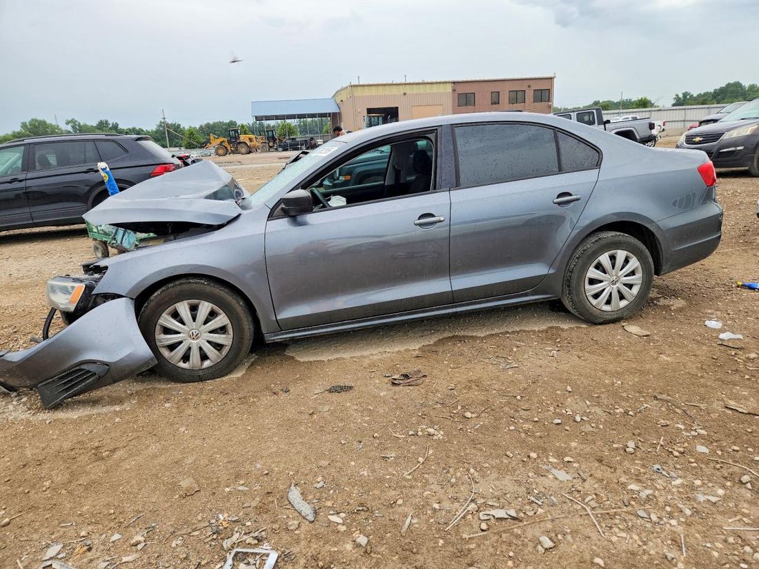 2013 VOLKSWAGEN JETTA