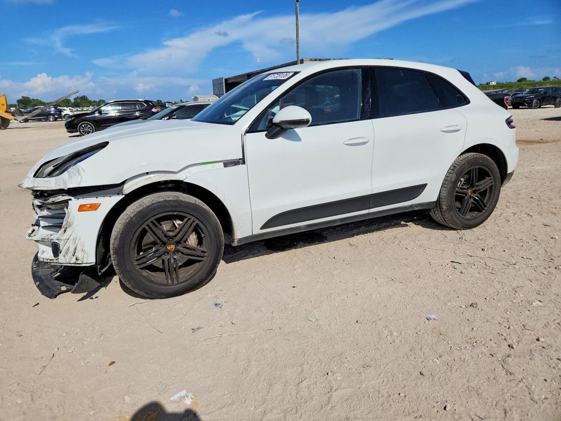 2018 PORSCHE MACAN