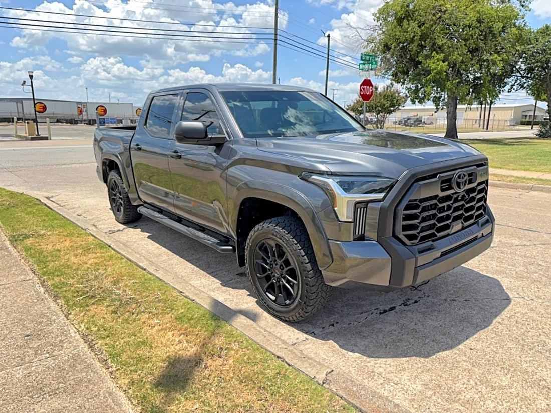 2026 TOYOTA TUNDRA