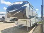 2016 DUTCHMAN LAREDO FIFTH WHEEL TRAILER
