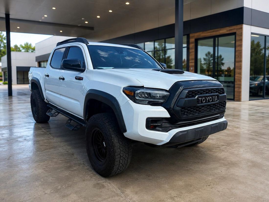 2019 TOYOTA TACOMA