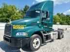 2015 MACK CXU613