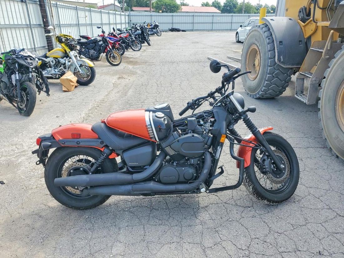2024 HONDA VT750