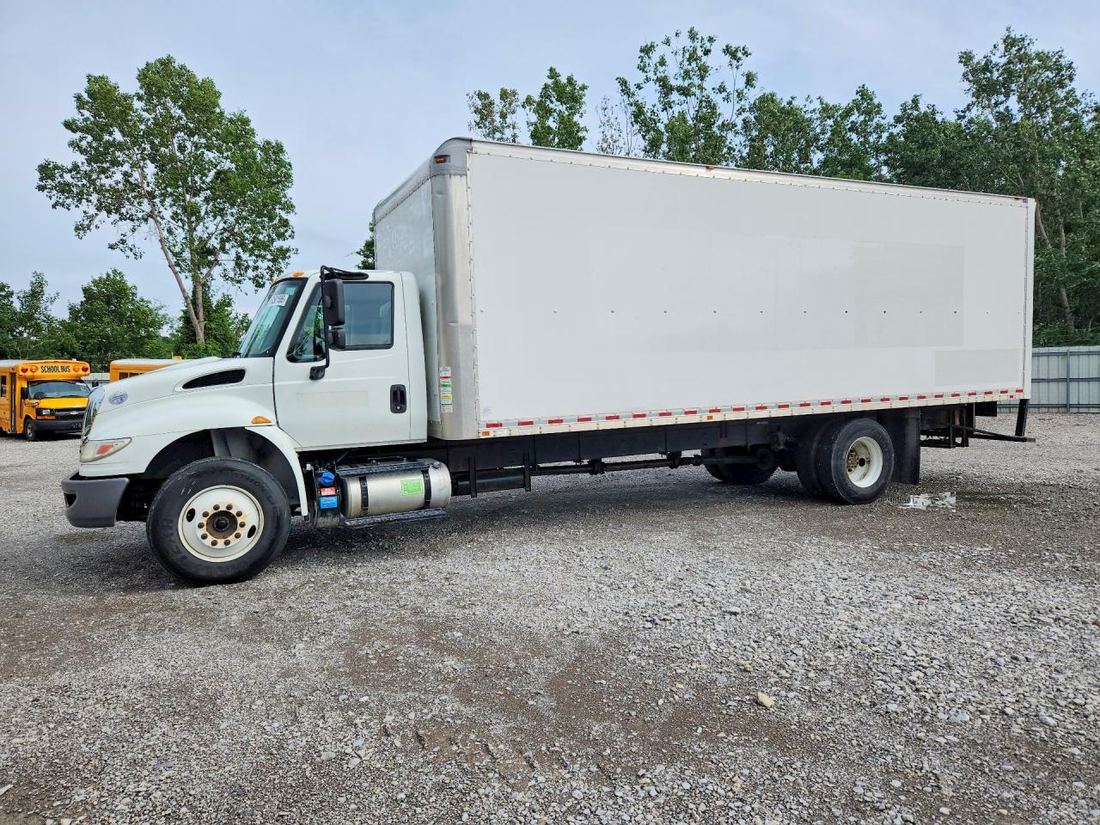 2018 INTERNATIONAL 4000 4300