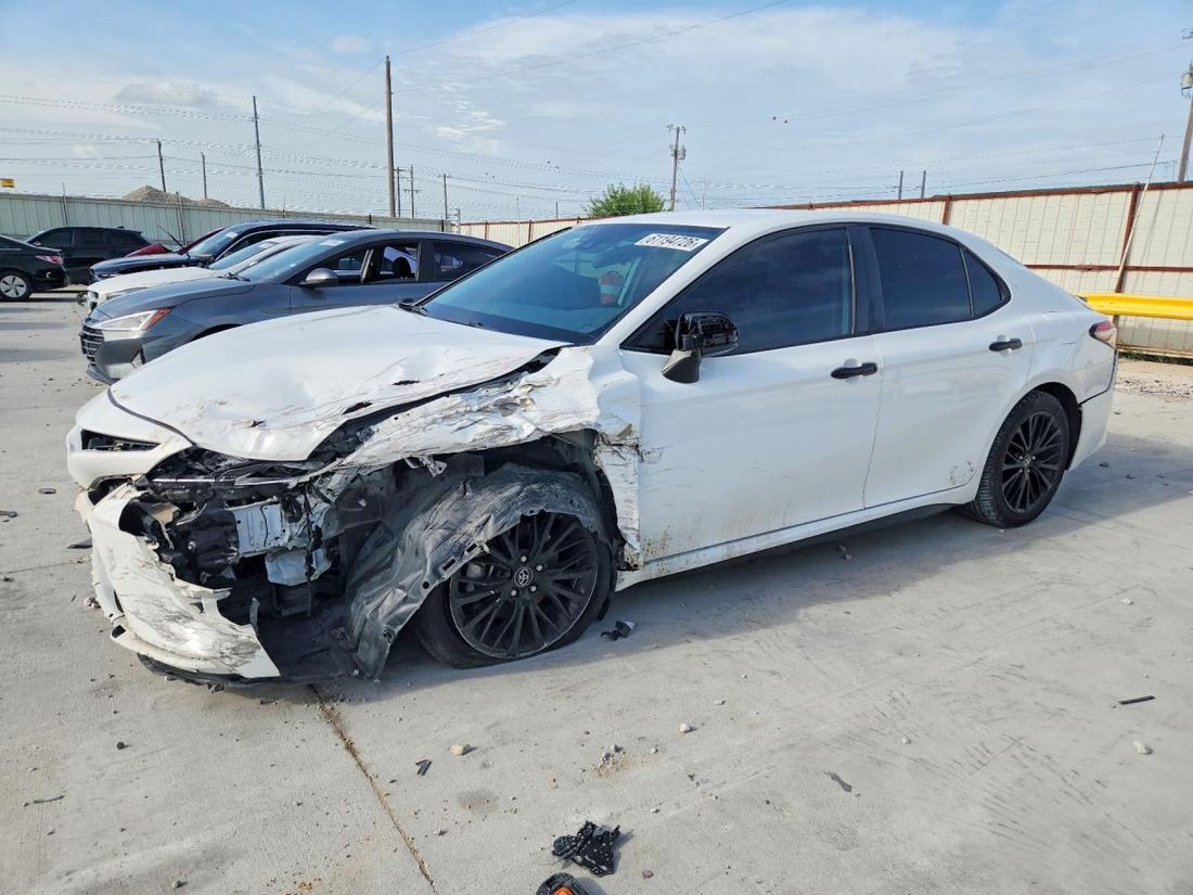 2019 TOYOTA CAMRY