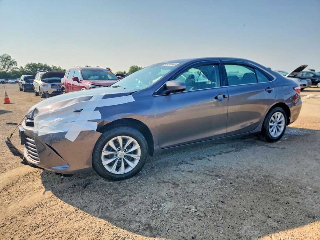 2015 TOYOTA CAMRY