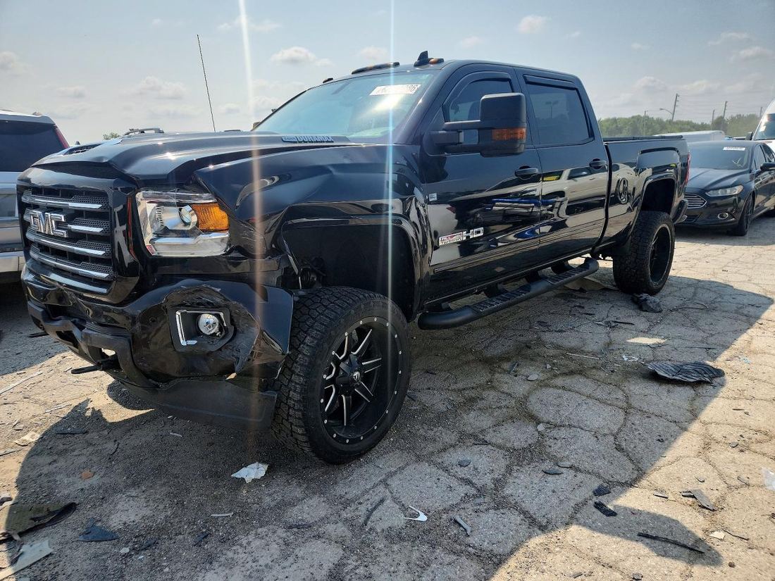 2018 GMC SIERRA