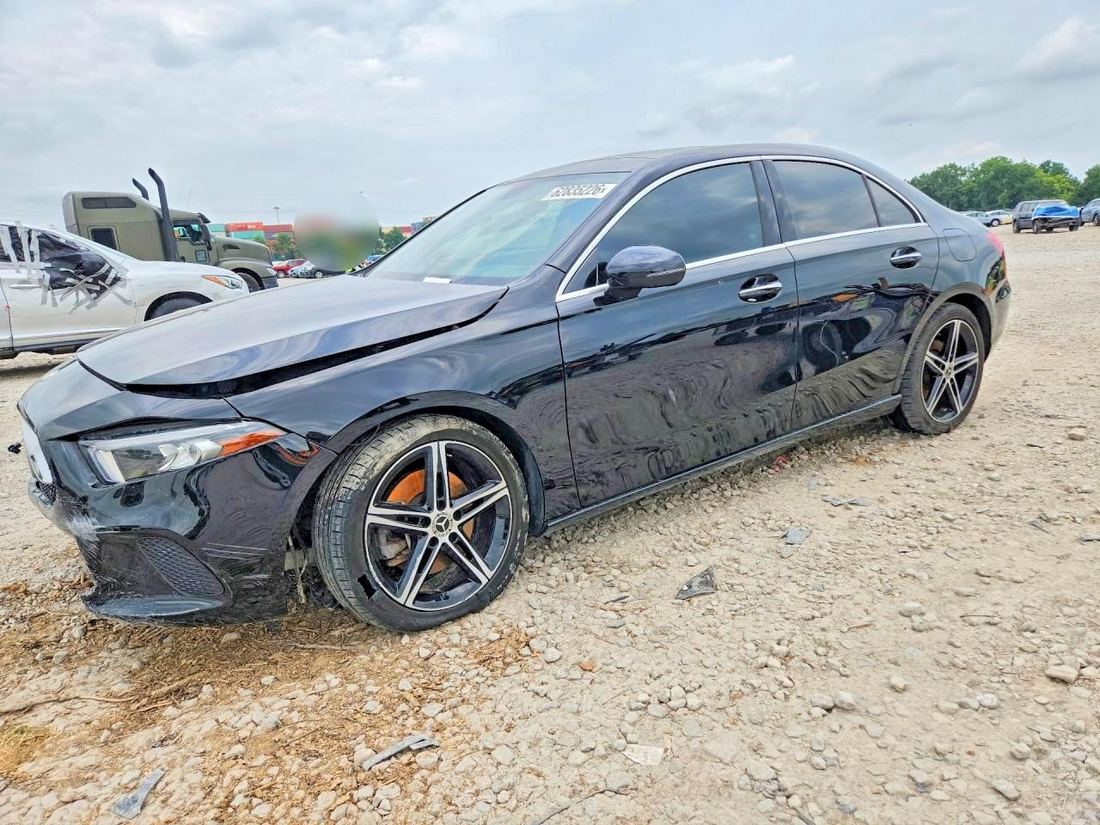 2019 MERCEDES-BENZ A