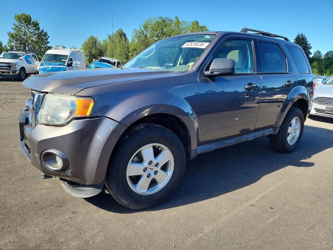 2011 FORD ESCAPE