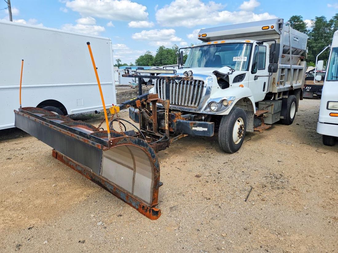 2016 INTERNATIONAL 7400