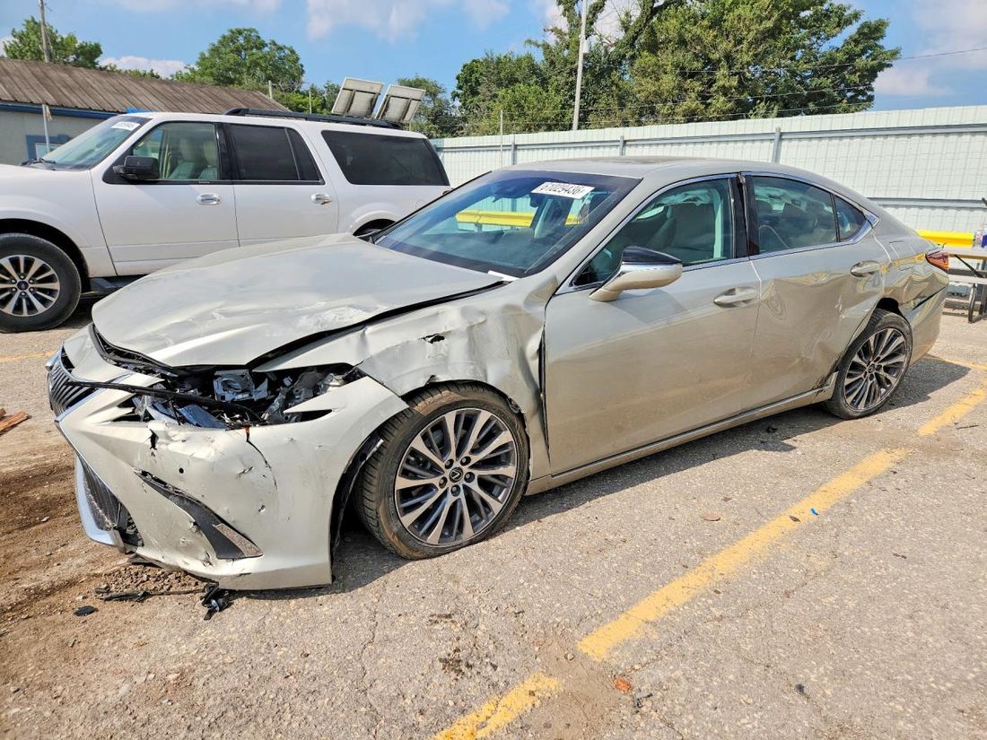 2021 LEXUS ES 250