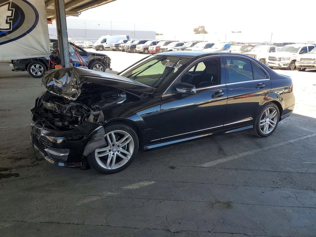 2014 MERCEDES-BENZ C
