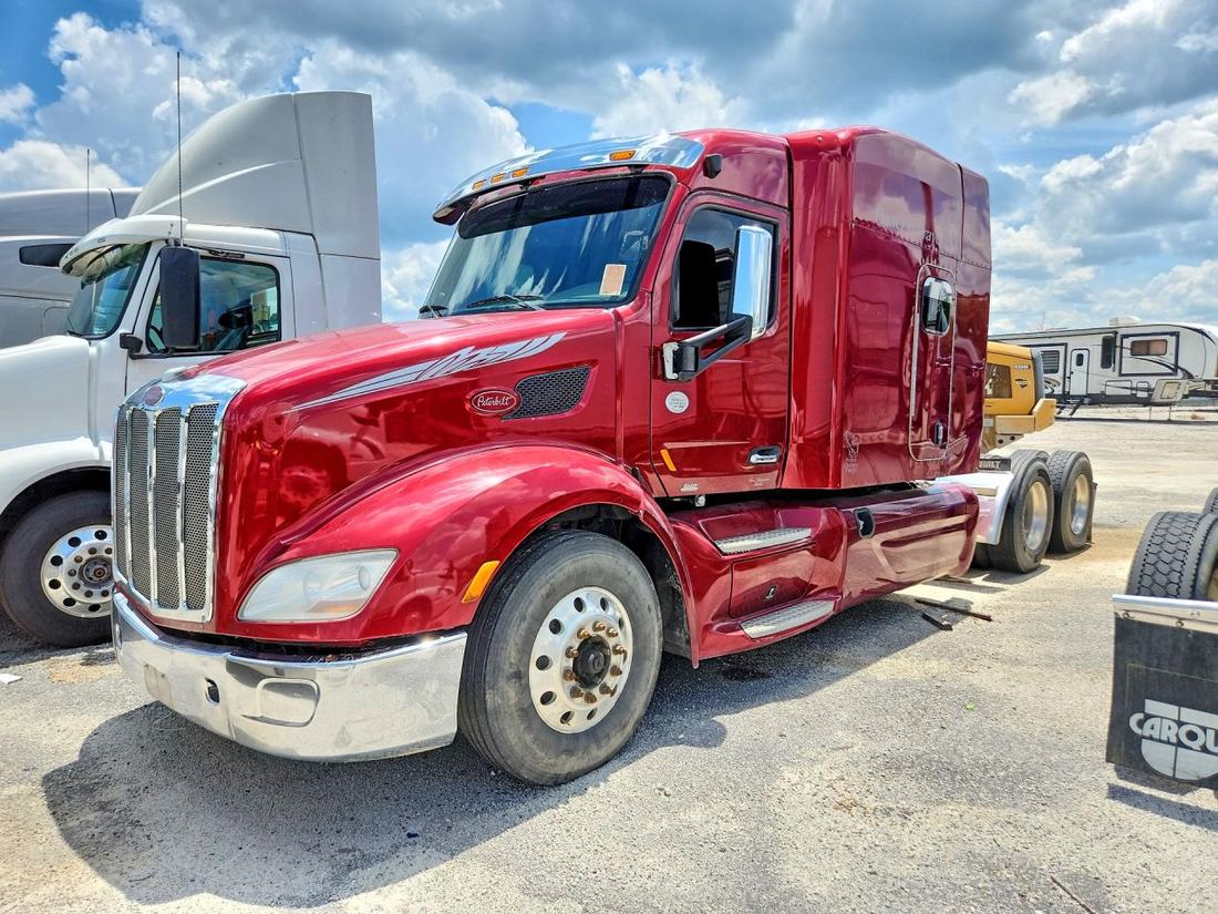 2016 PETERBILT 579