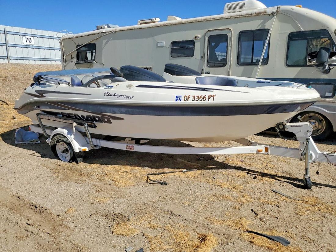 2000 SEA-DOO/BRP BOAT