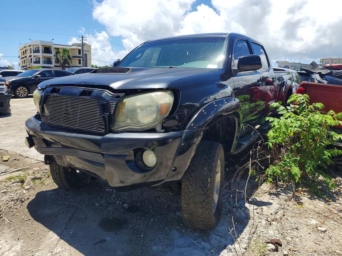 2011 TOYOTA TACOMA