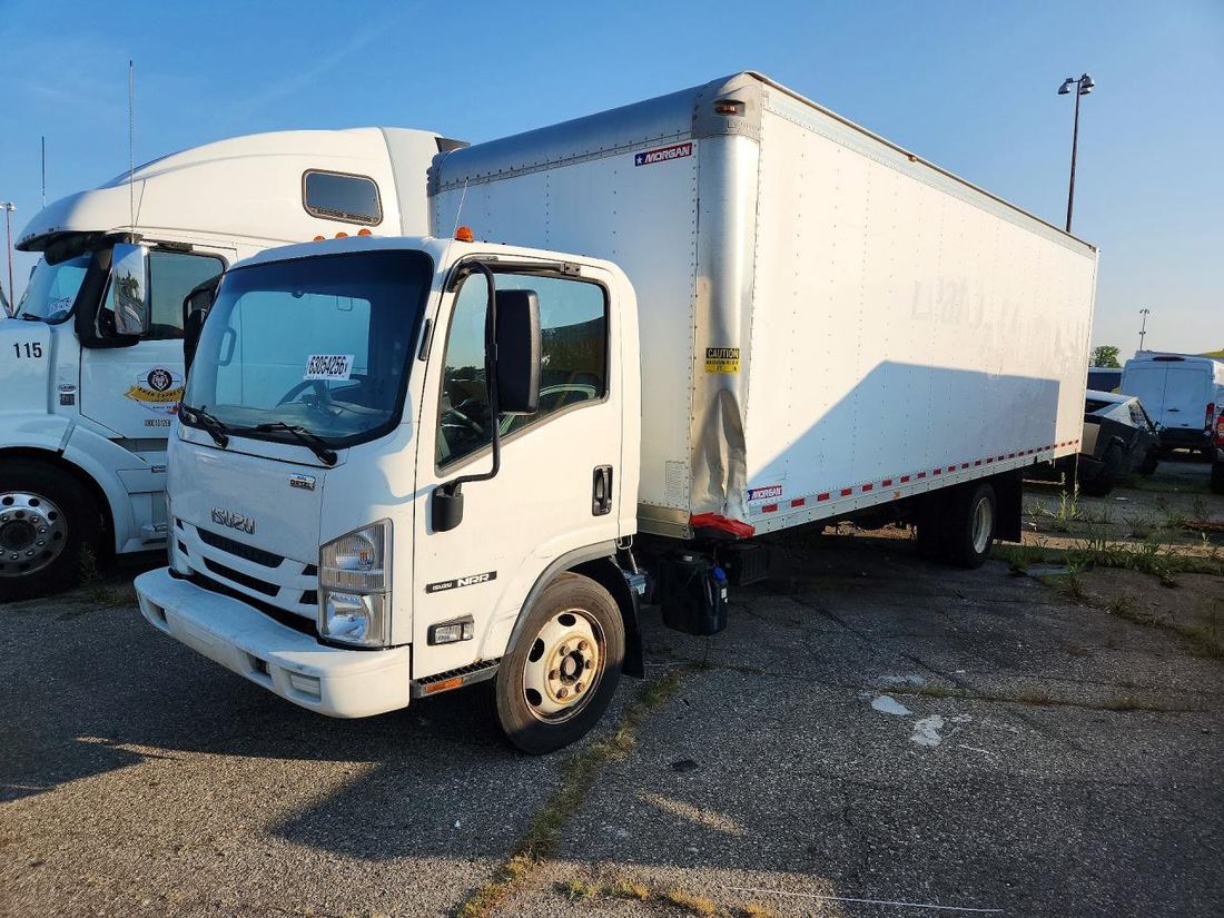 2017 ISUZU NRR