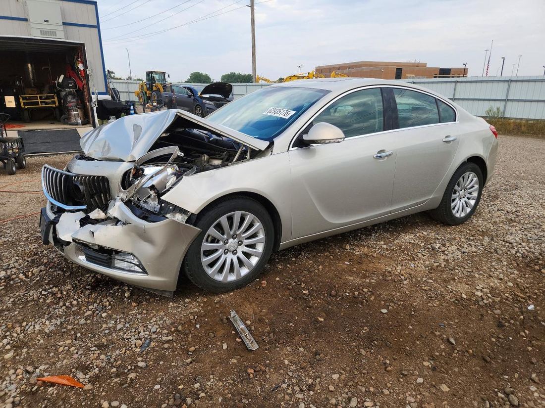 2013 BUICK REGAL