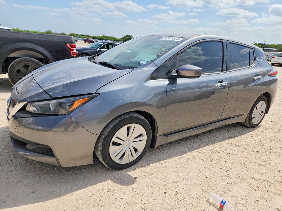 2022 NISSAN LEAF
