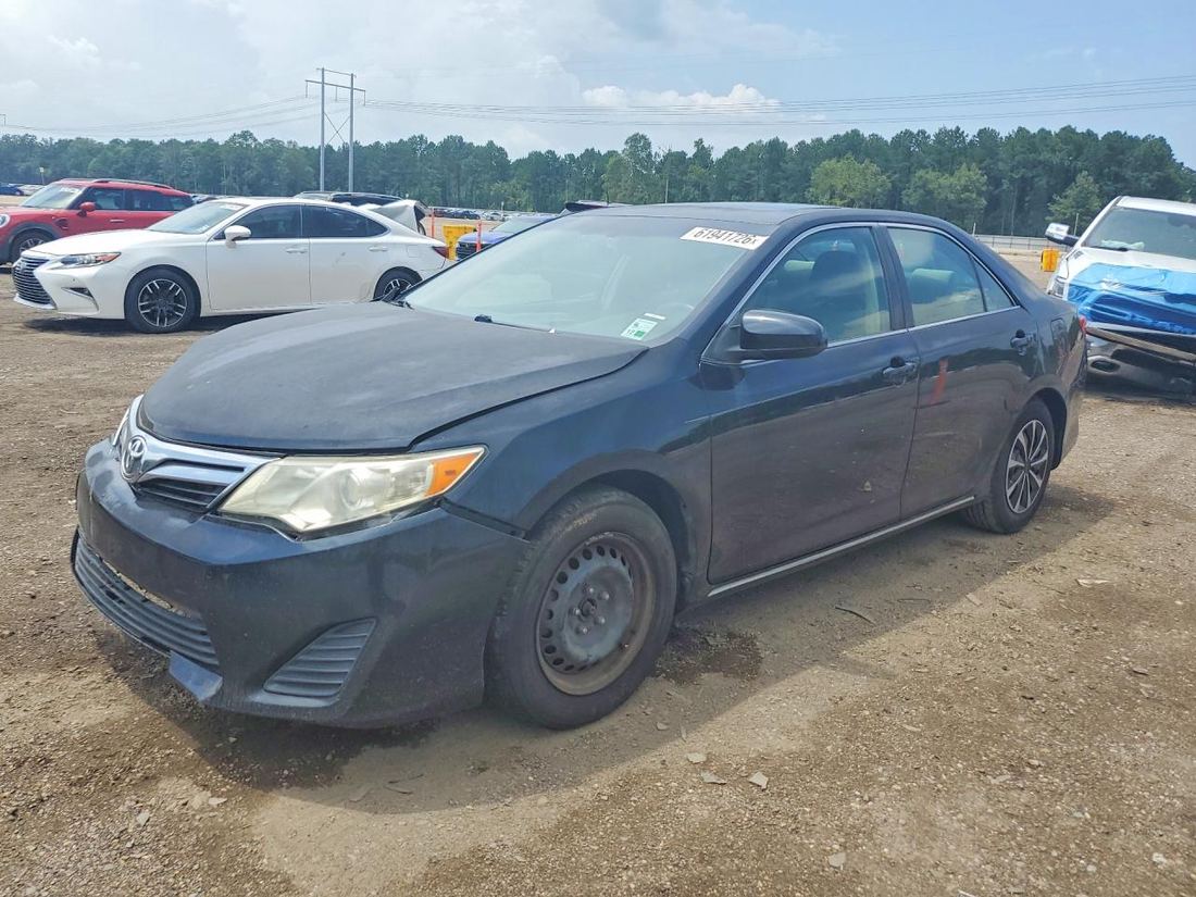 2014 TOYOTA CAMRY