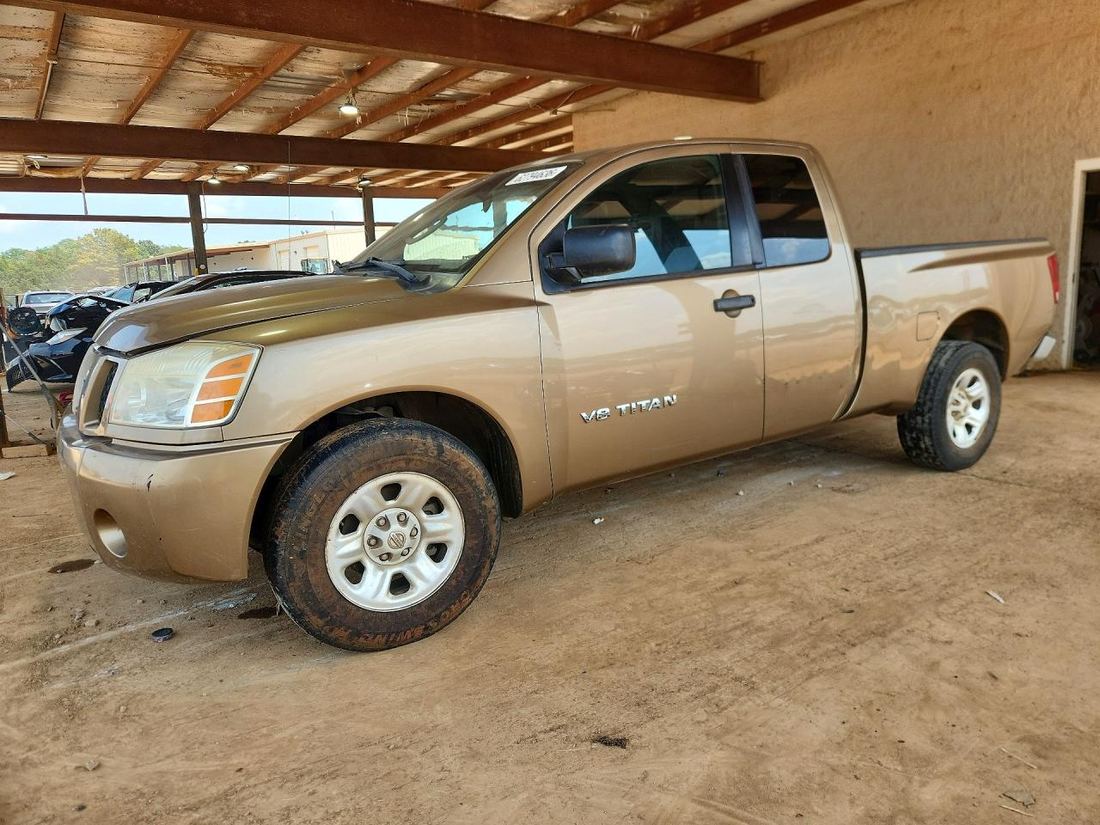 2005 NISSAN TITAN