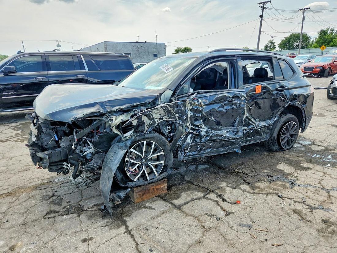 2021 VOLKSWAGEN TIGUAN