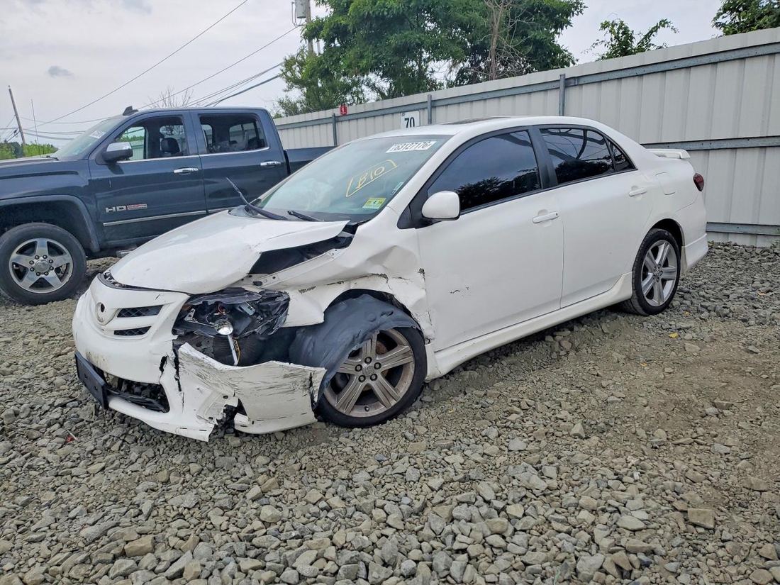 2013 TOYOTA COROLLA