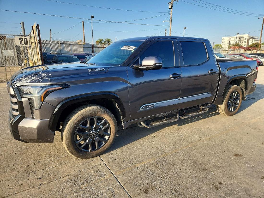2025 TOYOTA TUNDRA