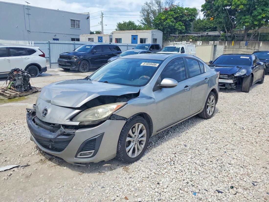 2011 MAZDA 3