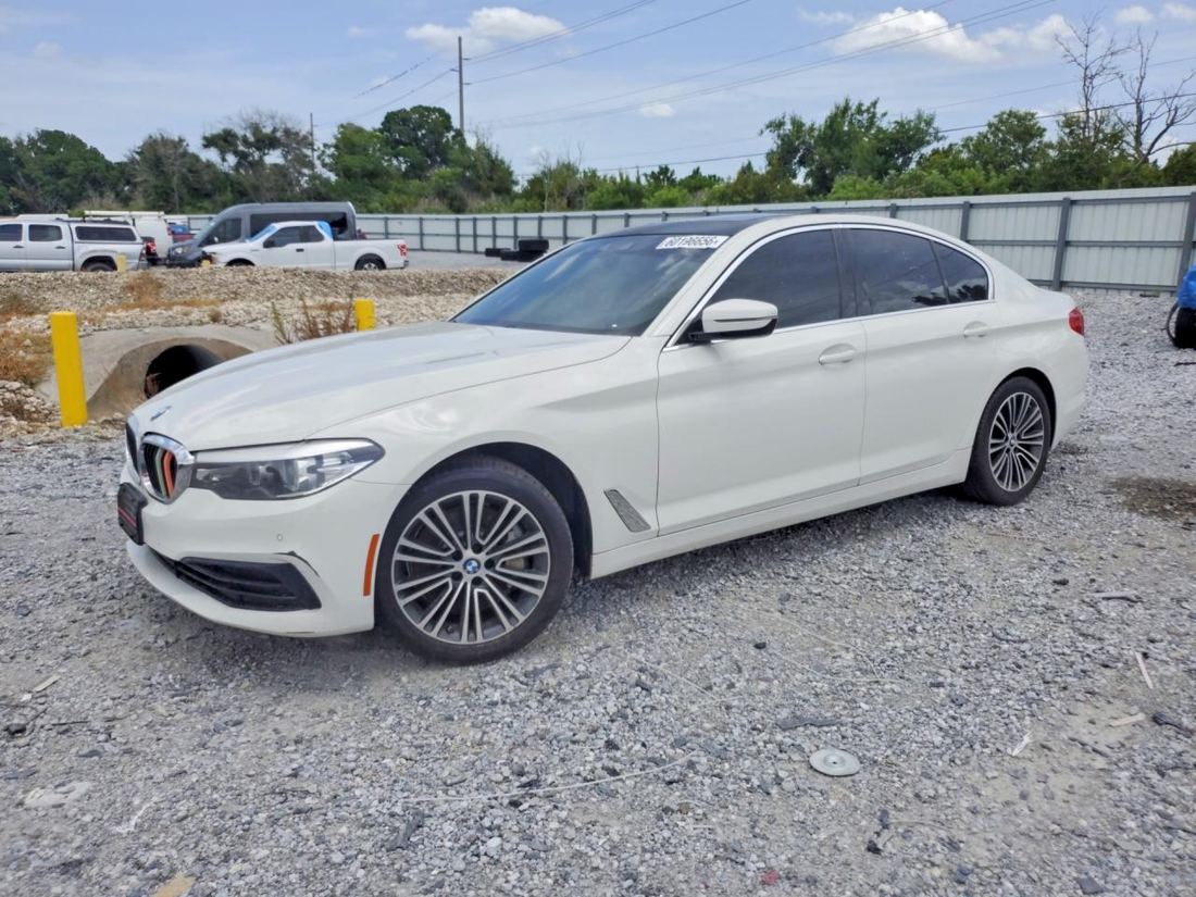 2020 BMW 530