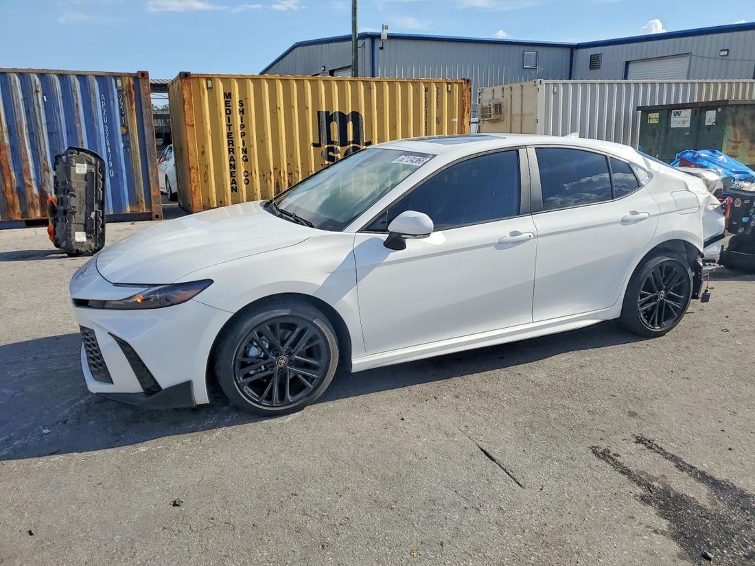 2025 TOYOTA CAMRY