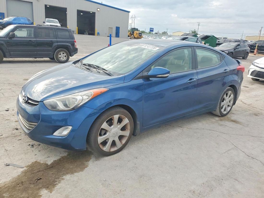 2013 HYUNDAI ELANTRA