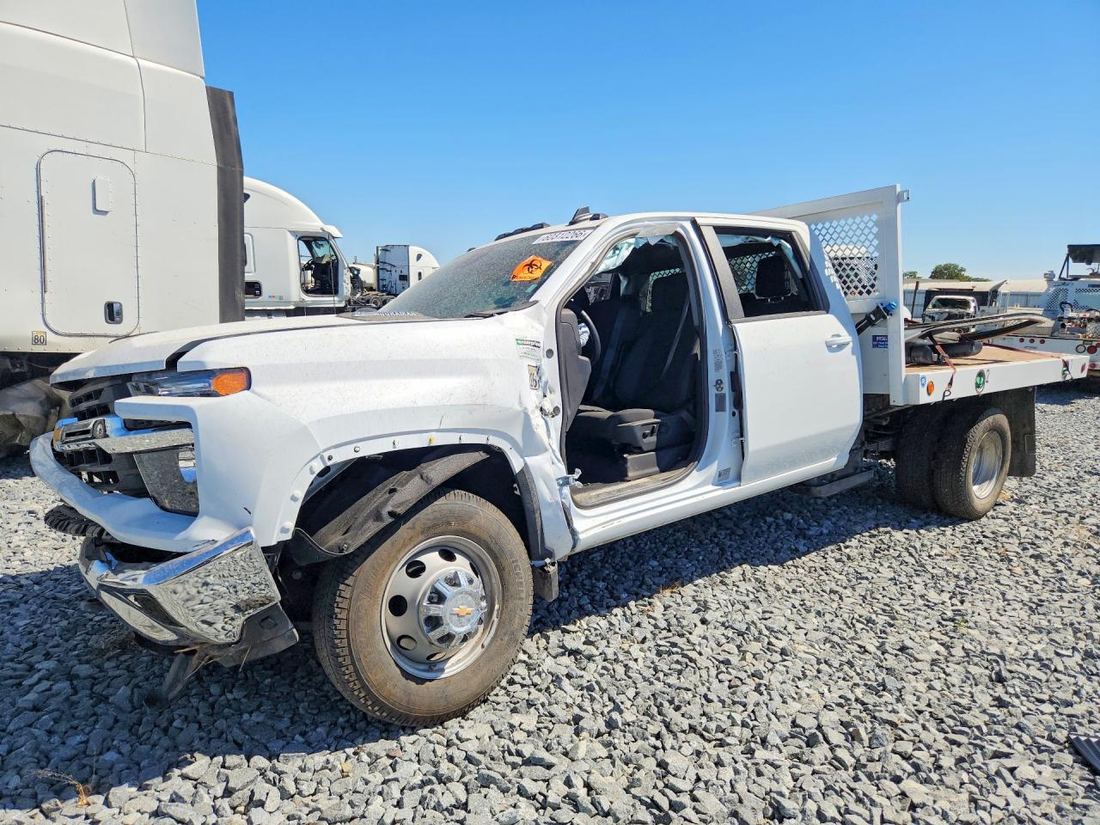 2025 CHEVROLET SILVERADO