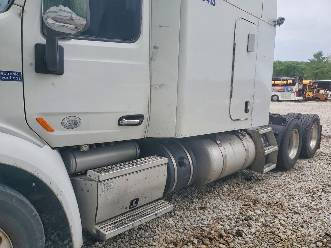 2019 PETERBILT 579