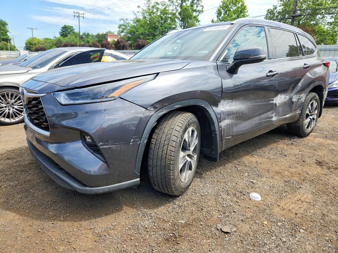 2021 TOYOTA HIGHLANDER