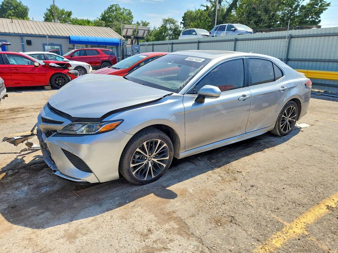 2019 TOYOTA CAMRY