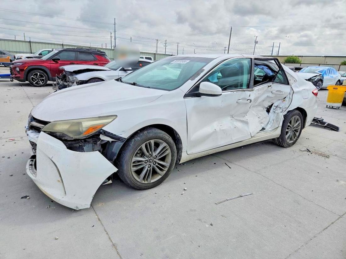 2015 TOYOTA CAMRY