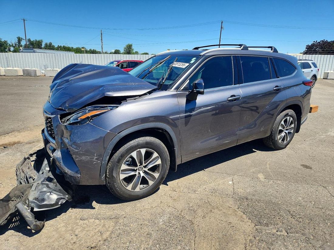 2022 TOYOTA HIGHLANDER
