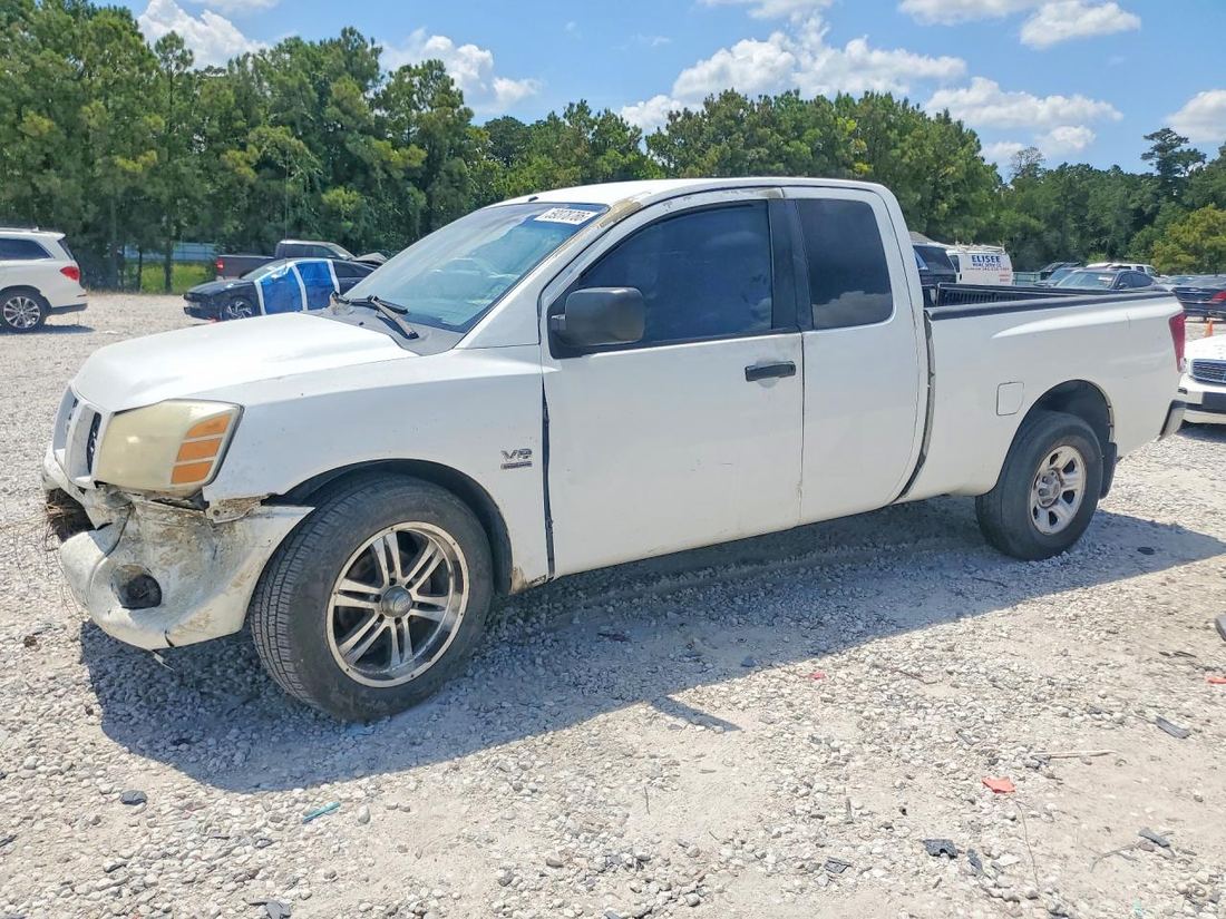 2004 NISSAN TITAN