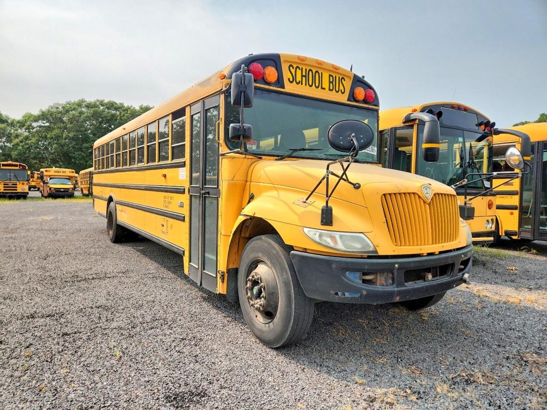 2015 IC CORPORATION 3000