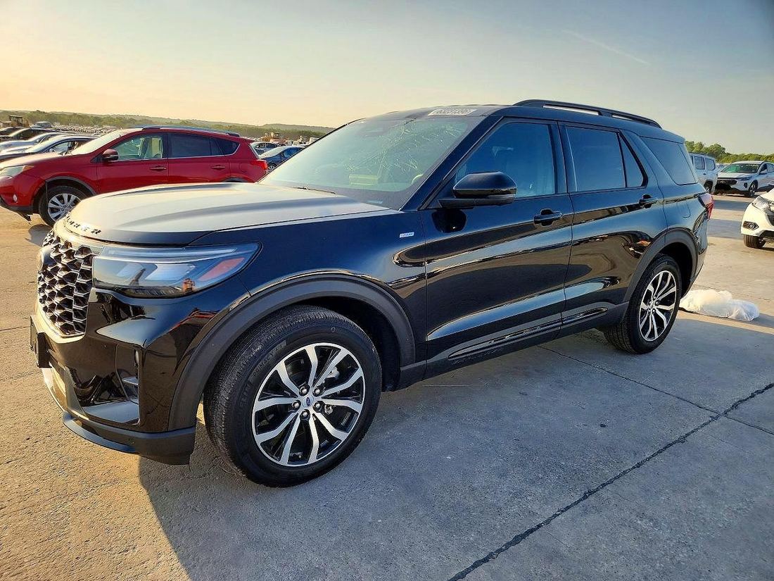 2026 FORD EXPLORER
