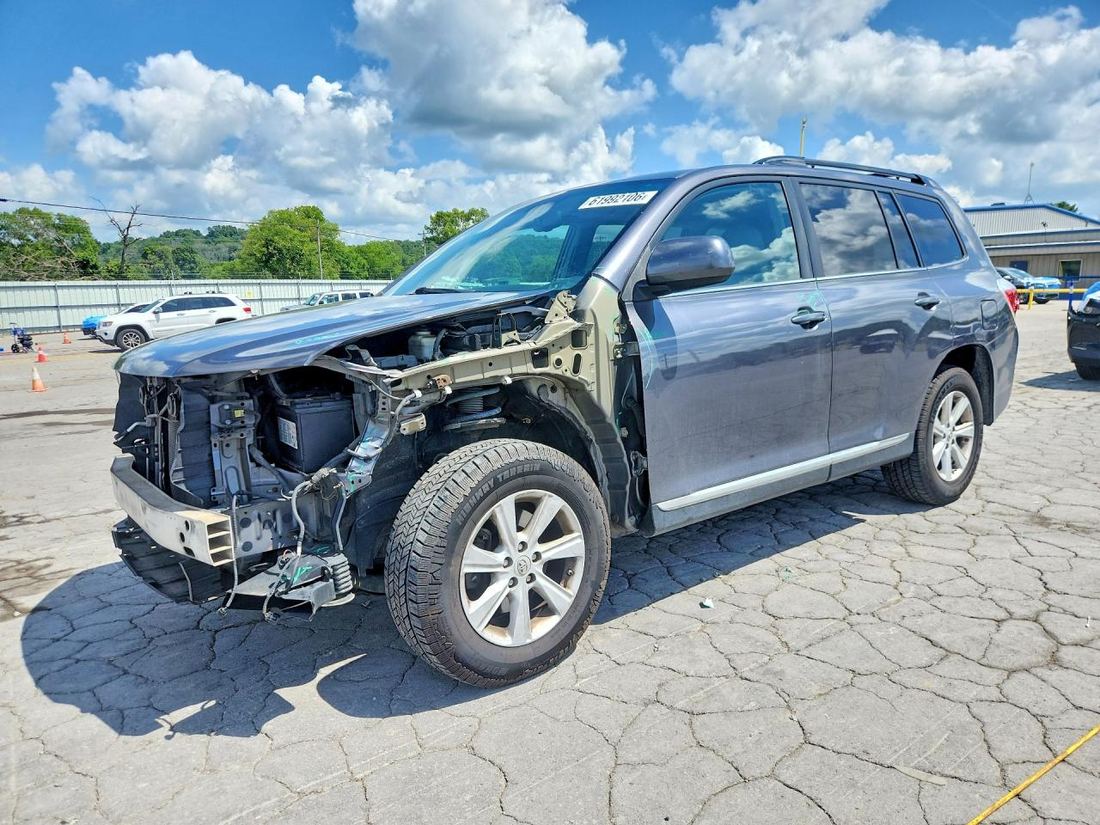 2013 TOYOTA HIGHLANDER