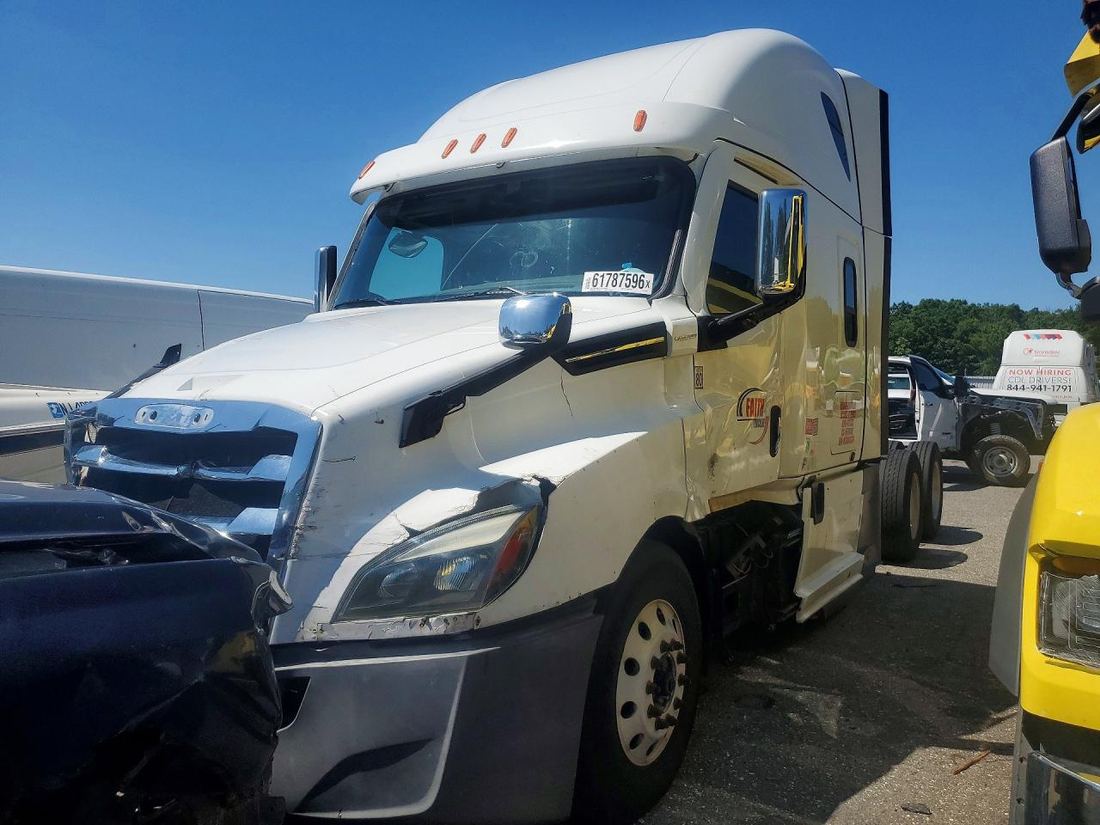 2021 FREIGHTLINER CASCADIA 126