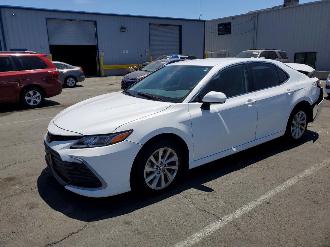 2021 TOYOTA CAMRY