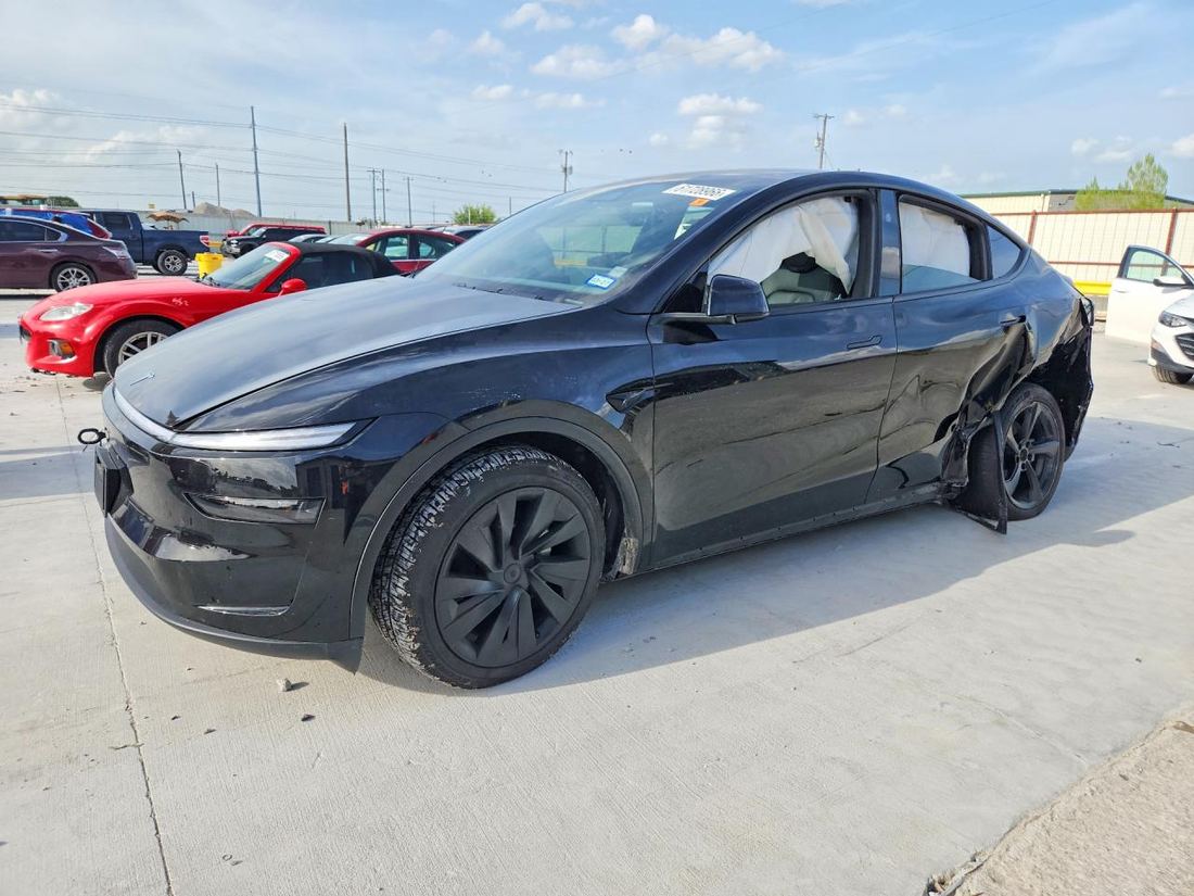2026 TESLA MODEL Y