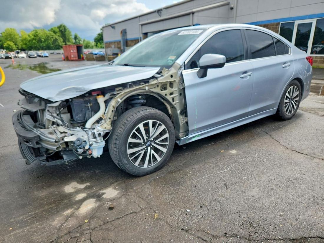 2018 SUBARU LEGACY