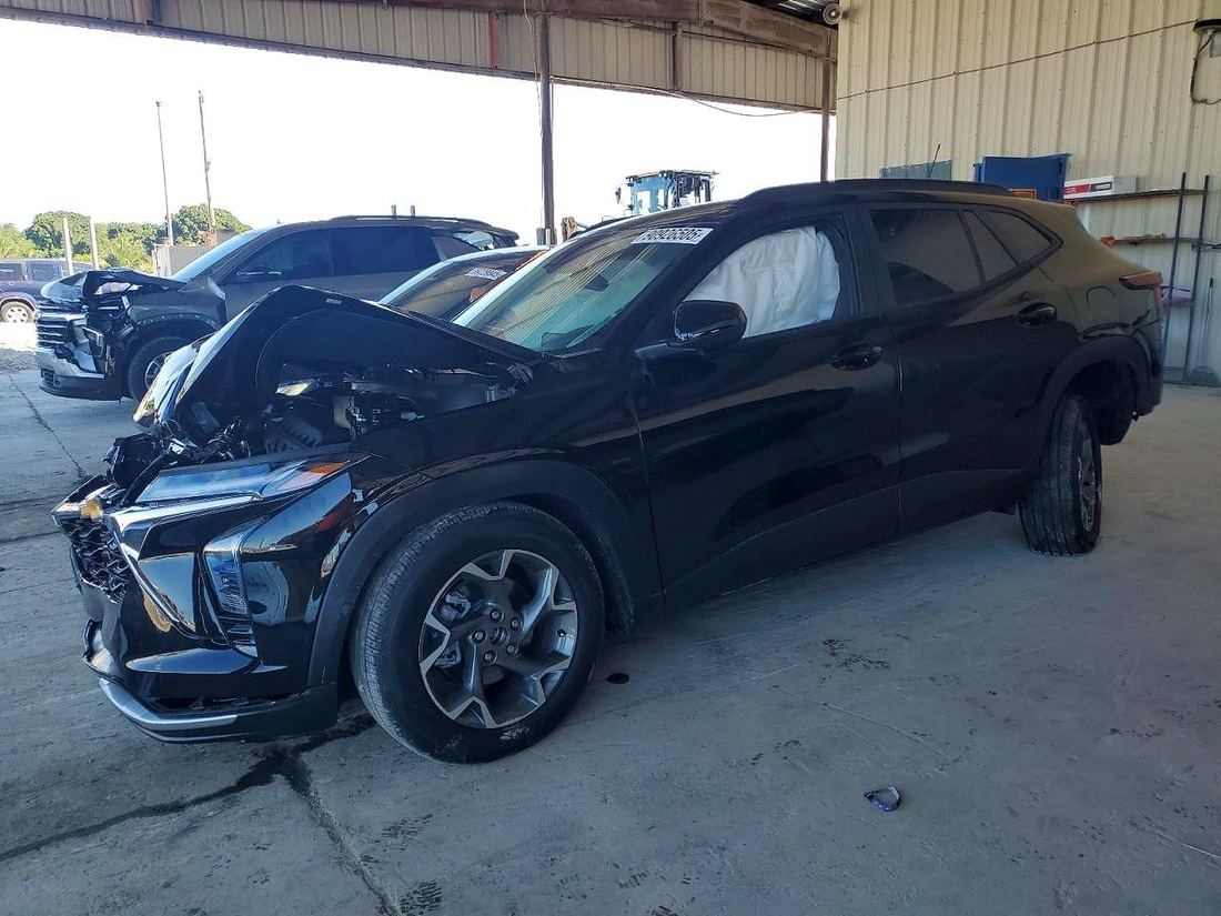 2026 CHEVROLET TRAX