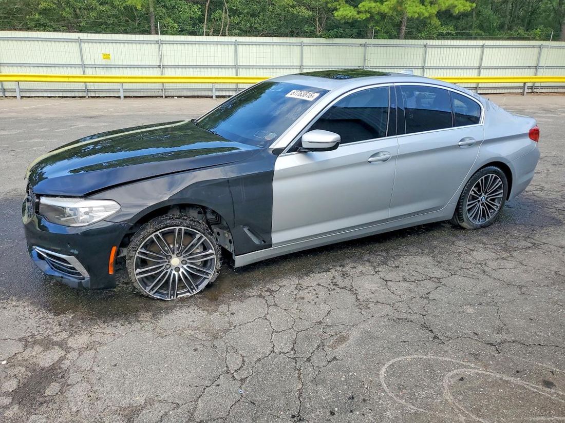 2020 BMW 530