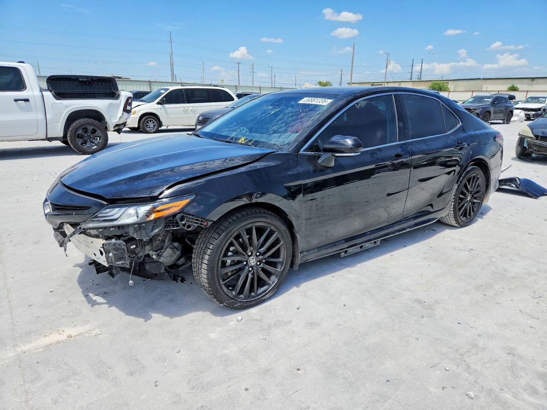 2024 TOYOTA CAMRY