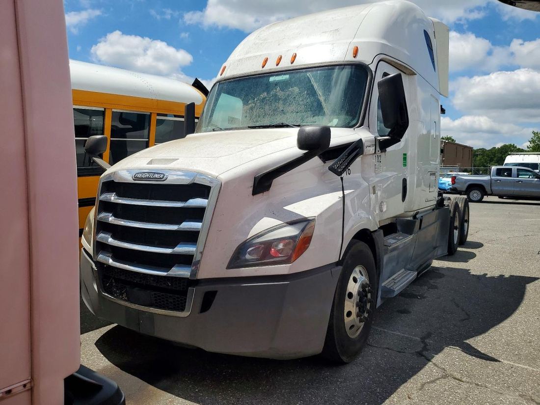 2019 FREIGHTLINER CASCADIA 126