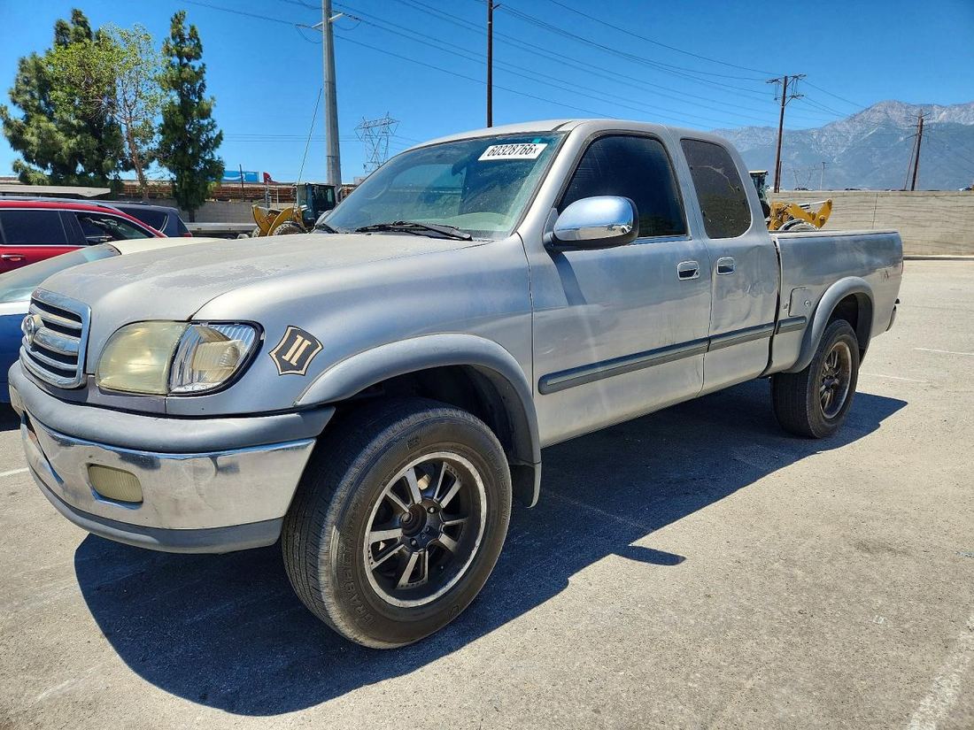 2002 TOYOTA TUNDRA